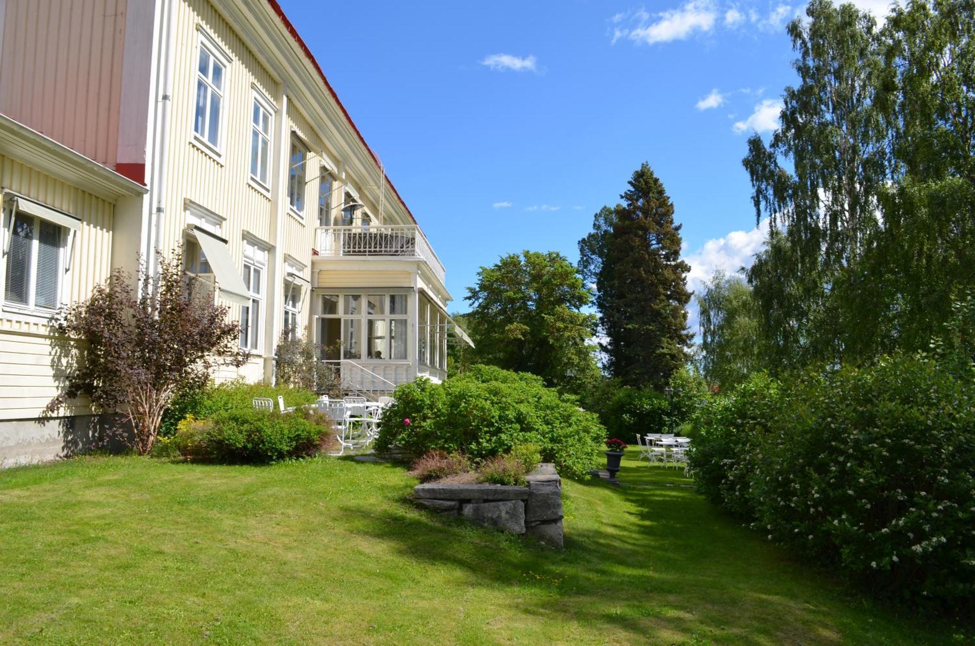 Stiftsgarden Konferens & Hotell Skelleftea Bagian luar foto